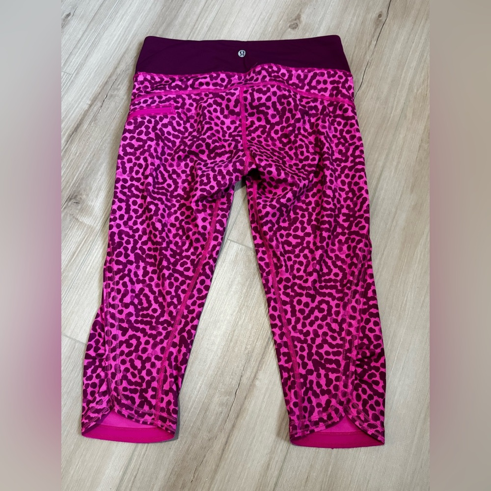 Lululemon Run: Top Speed Crop Ace Spot Jewelled Magenta Dashing Purple - Picture 9 of 10